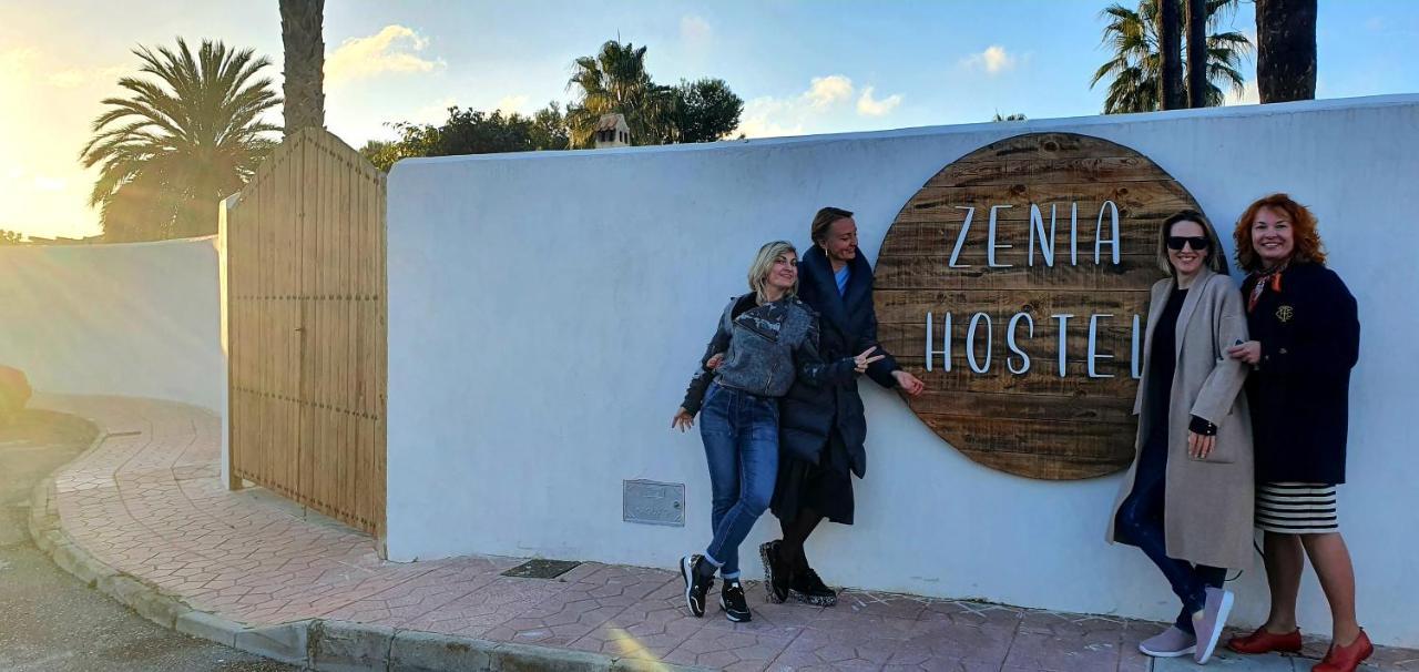 Zenia Hostel Playa Flamenca Eksteriør billede